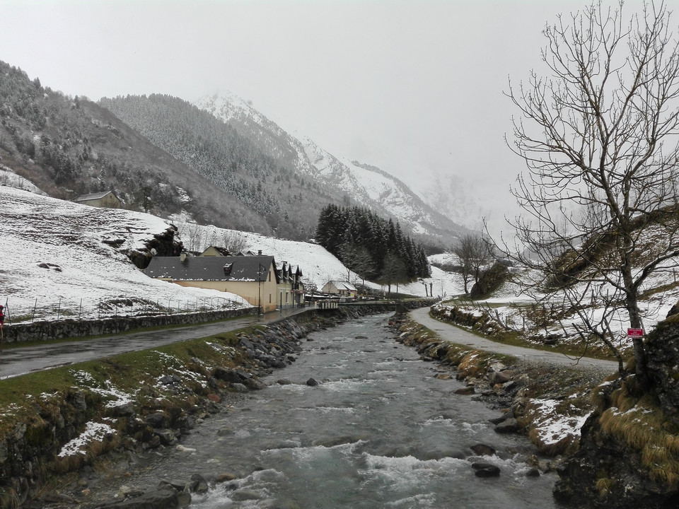 Cirque de Gavarnie, polodowcowy cyrk, część masywu Mont perdu Gavarnie