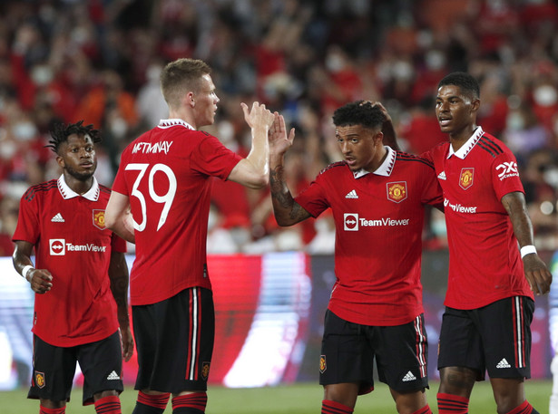 Piłkarze Manchesteru United podczas meczu towarzyskiego z Liverpoolem (od lewej: Fred, Scott McTominay, Jadon Sancho i Marcus Rashford)