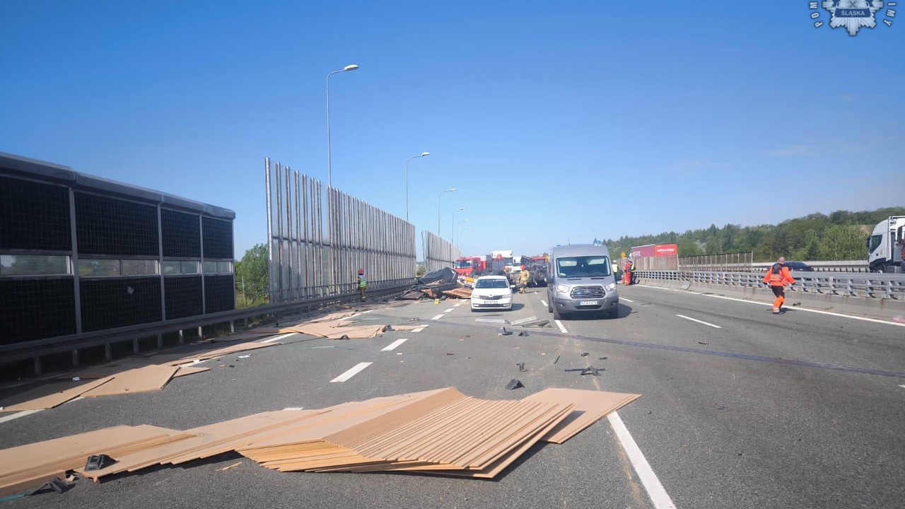 Tragiczny wypadek na A4. Lądował śmigłowiec LPR