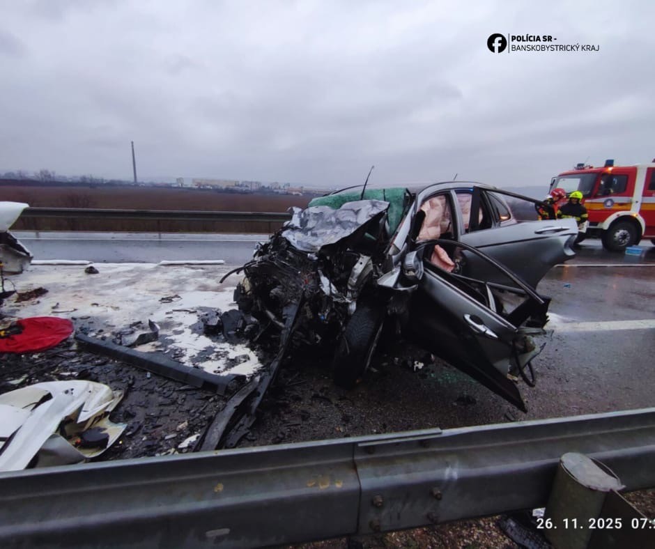 Pri zrážke pri Tornali zomrela jedna osoba. 