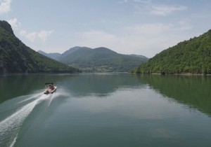 Utopio se muškarac u blizini plaže Rača