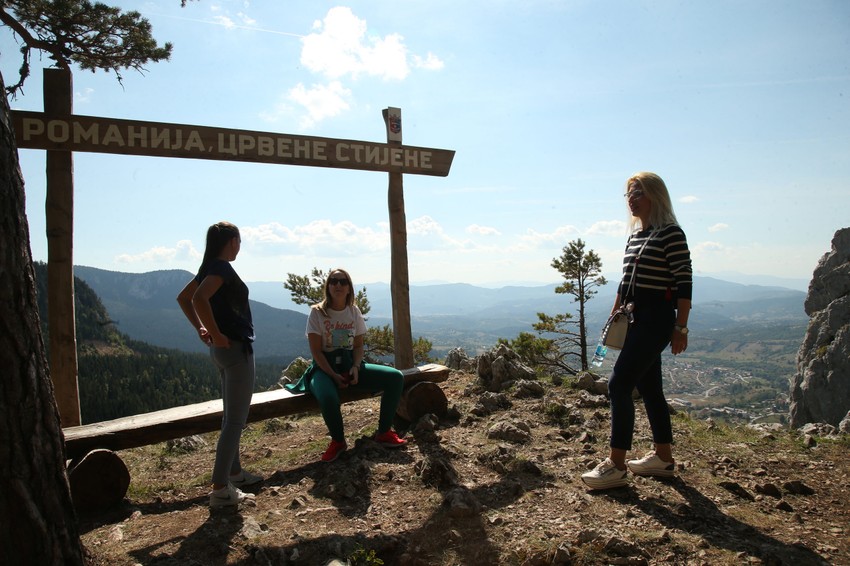 Crvene stene na Sokolcu