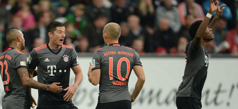 Bayern ograł Augsburg 3:1. Dwa gole Lewandowskiego. Asystował... Robben