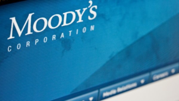 Moodys rating ratingova agentura  dreamstime