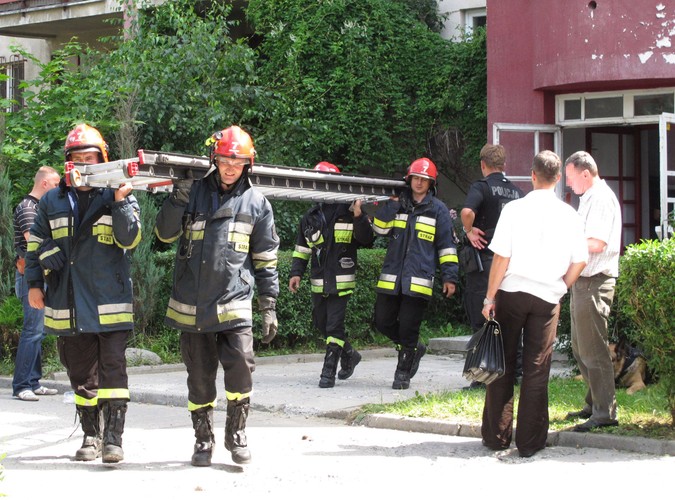 Strażacy i policjanci w akcji