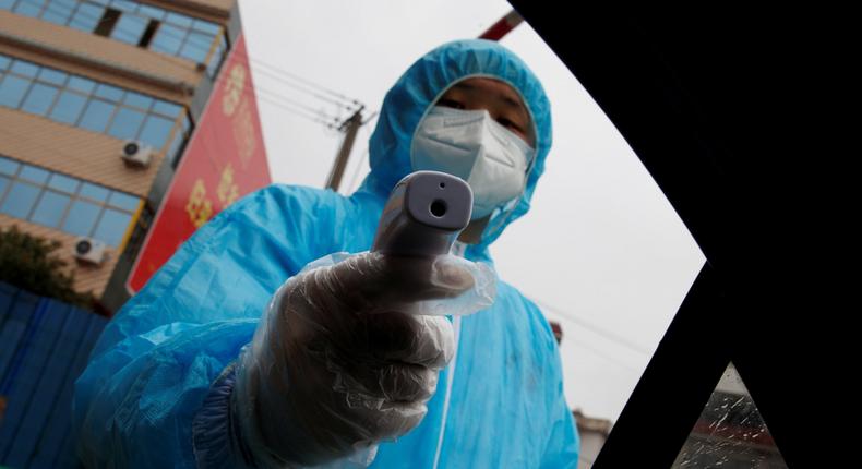 China coronavirus temperature check