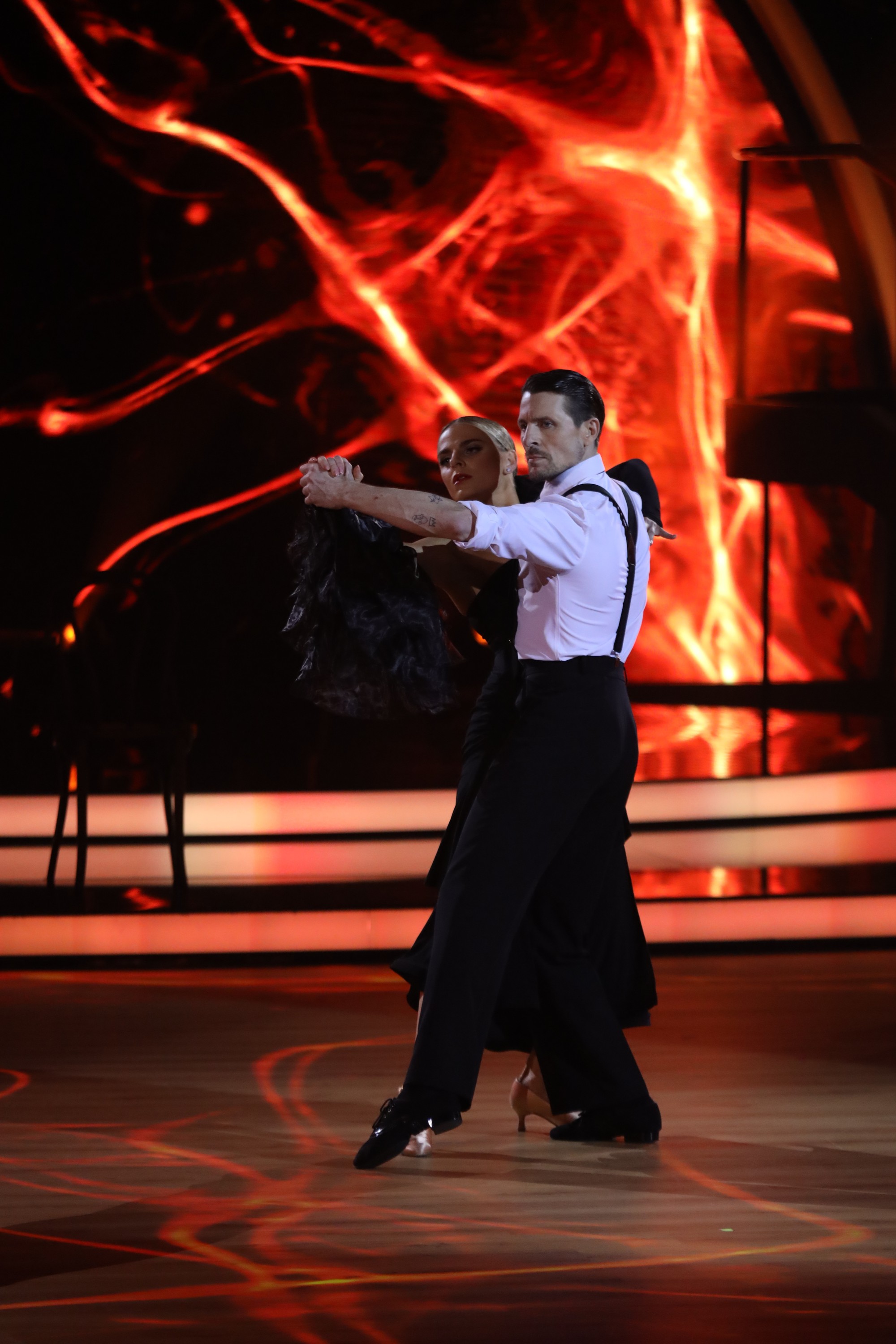 Deviate kolo 9. ročníka šou Let's Dance: Juraj Loj a Natália Horváthová.