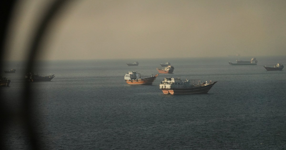 22 oil and chemical tankers lead a massive 78-vessel Strait of Hormuz transit, easing Africa's fuel concerns