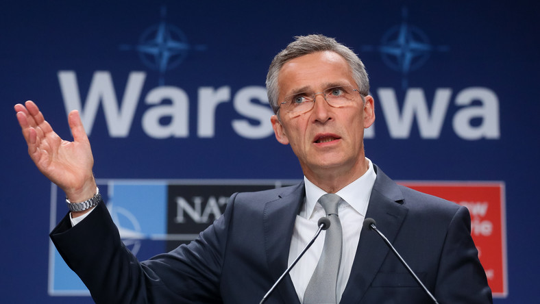NATO udostępni samoloty wczesnego ostrzegania i rozpoznania AWACS koalicji zwalczającej tzw. Państwo Islamskie; uruchomi też nową misję na Morzu Śródziemnym – zapowiedział na szczycie NATO w Warszawie sekretarz generalny Sojuszu Jens Stoltenberg.