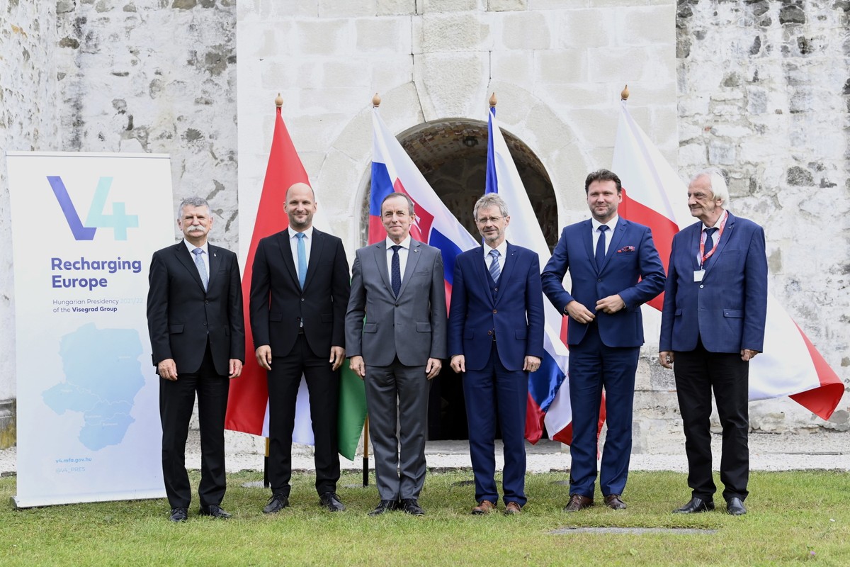 Przedstawiciele parlamentów państw V4
