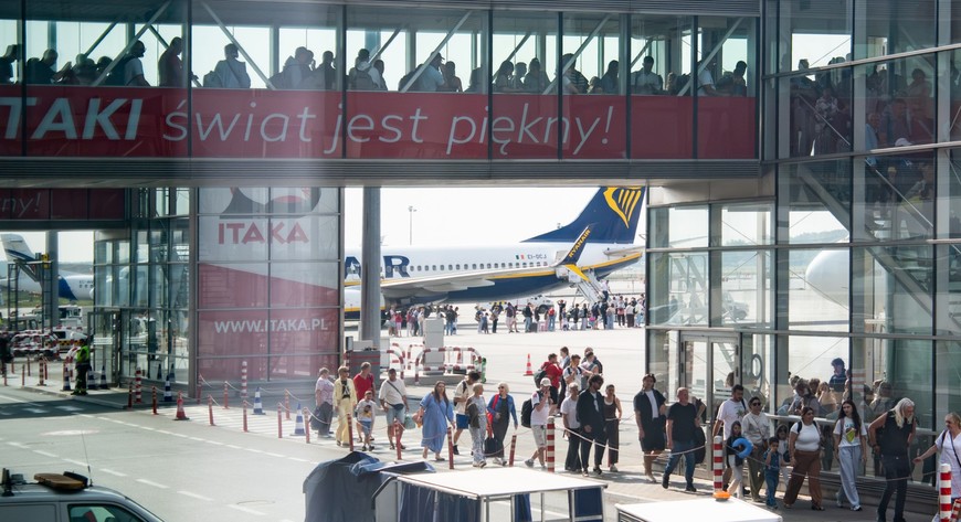 Choć najczęściej wybieranym kierunkiem czarterowym z Wrocławia od lat jest Antalya, w tym roku popularnością cieszą się również kierunki hiszpańskie. Czwartą najczęściej wybieraną destynacją w ruchu czarterowym była Palma de Mallorca, która uplasowała się za Marsa Alam i Chanią. Dużym zainteresowaniem cieszą się także loty do La Palmy.
