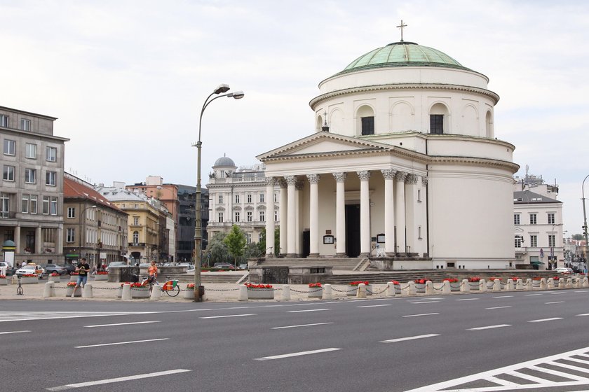 Ogrom zniszczeń był potężny. Planowali przenieść stolicę do innego miasta