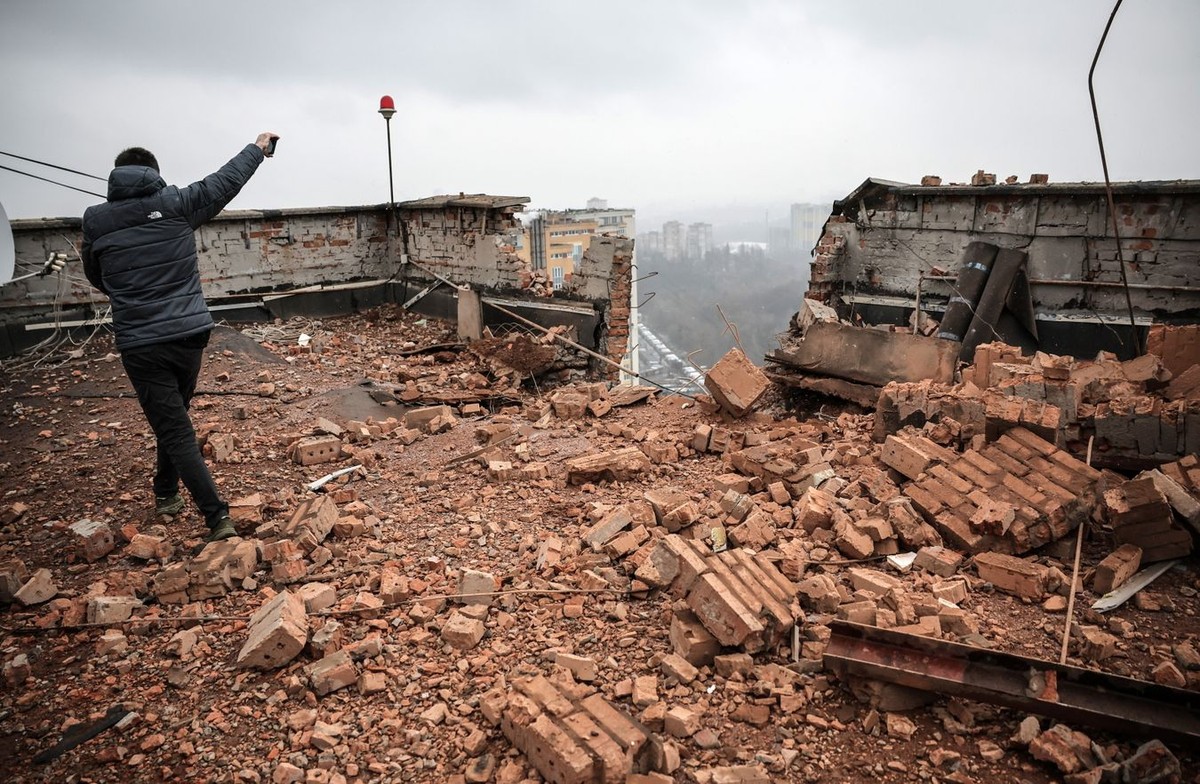Co najmniej dwie osoby ranne w ataku rosyjskiego drona na budynek mieszkalny w Kijowie