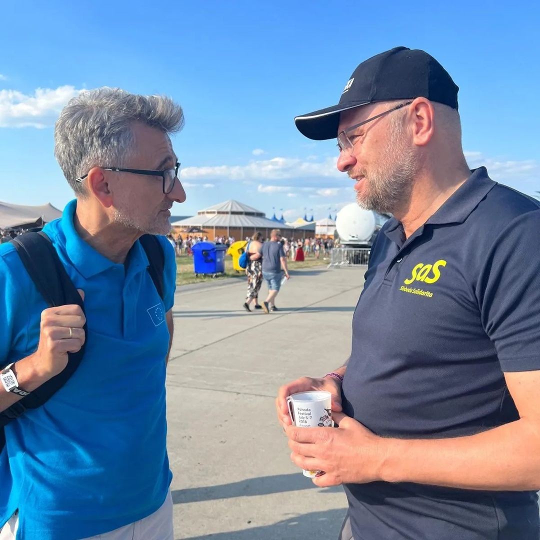 Šéf Sasky Richard Sulík si užíva festival Pohoda 2023.