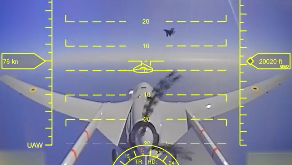 Rosyjski myśliwiec próbował strącić bayraktara. Jest nagranie
