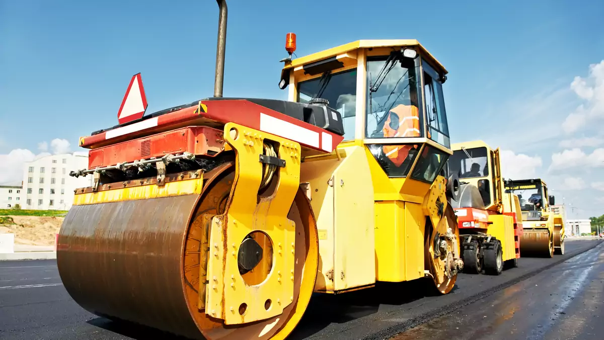 Budują autostrady i... niszczą drogi lokalne - raport NIK