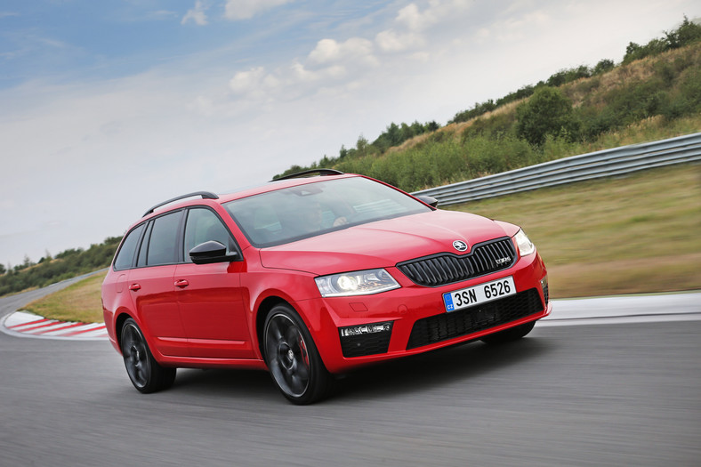 Skoda Octavia RS 230