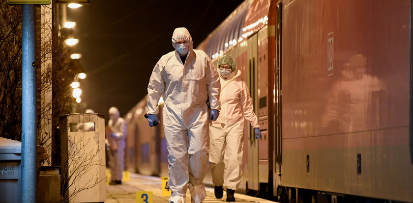 Nożownik zaatakował w pociągu w Niemczech. Dwie osoby nie żyją