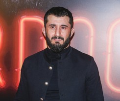 Chalidow o pracy na planie filmu 'Underdog': Byłem wykończony. Leżałem w pokoju i miałem podłączoną kroplówkę [WIDEO]