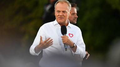 Donald Tusk komentuje tekst Onetu. Odniósł się do majątku Morawieckiego