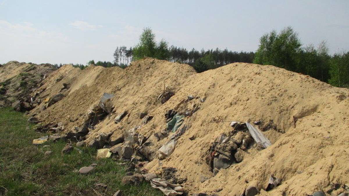 Nie tak dawno informowaliśmy o mieszkańcach gminy Zgierz, którzy nie chcą w swojej okolicy schroniska dla psów. Inwestycje w okolicach Sokolnik zaplanował pewien przedsiębiorca ze Zgierza.