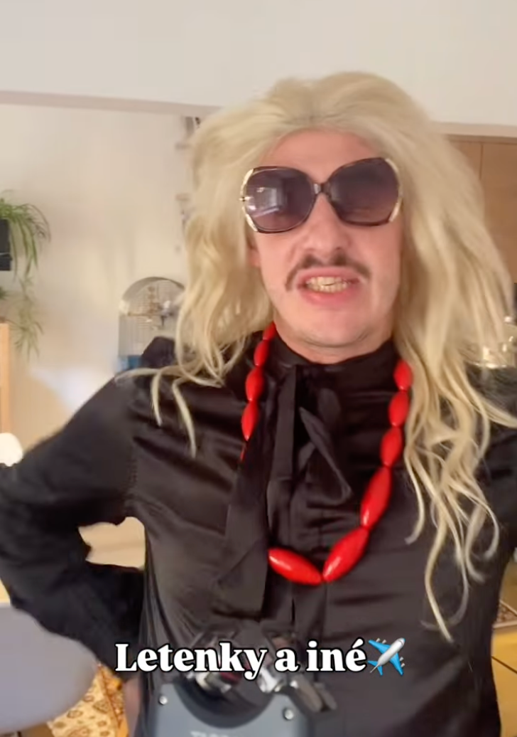 Slovenský tanečník, choreograf a performer Martin Talaga.