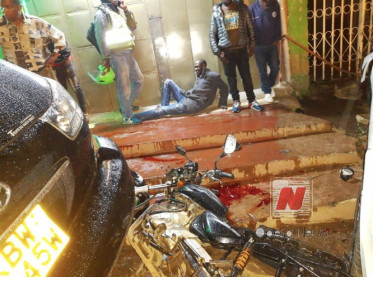 Otile Brown on the spot after knocking down 2 bodaboda riders outside City Club (Video)