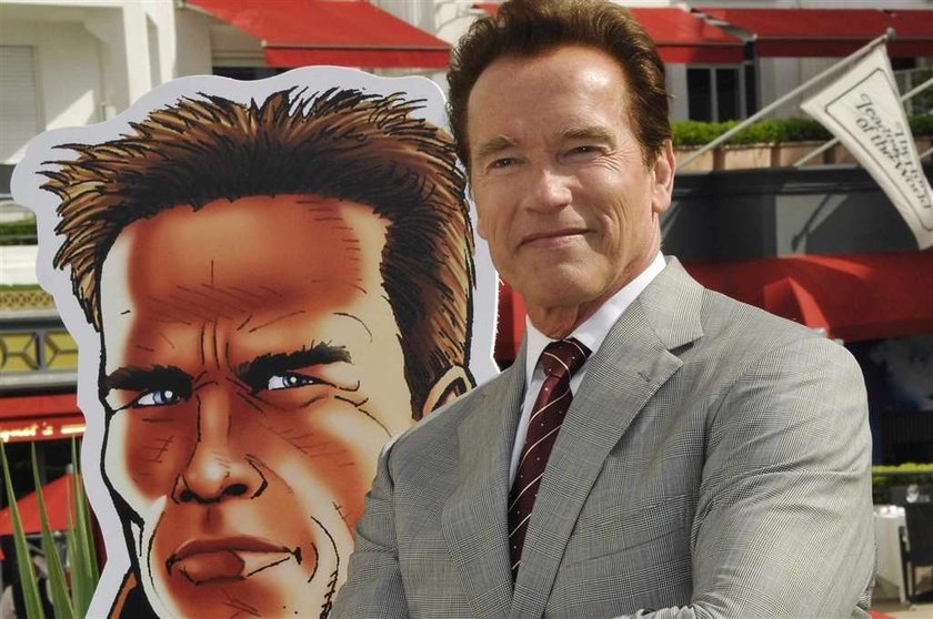 Schwarzenegger nie lubi patrzeć w lustro