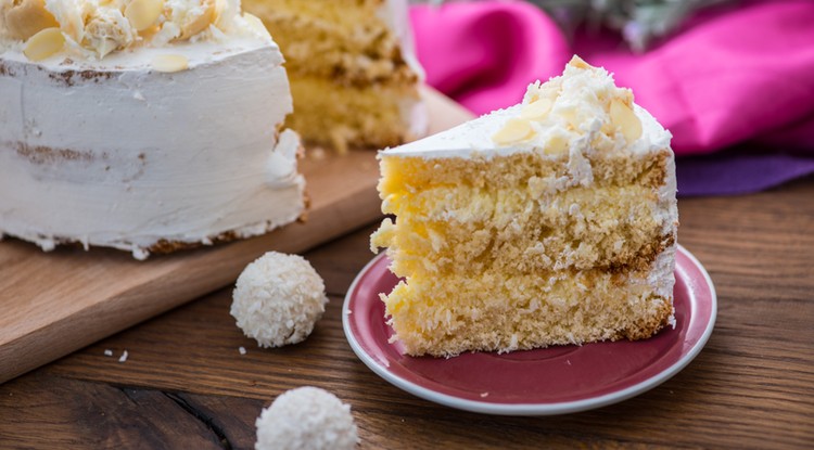 Raffaello torta recept / Fotó: Ringier.