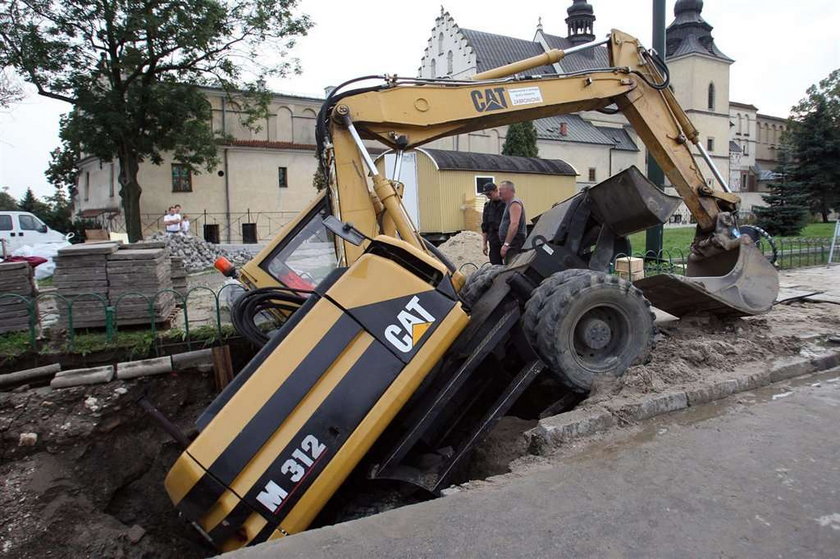 Kraków. Koparka sparaliżowała miasto