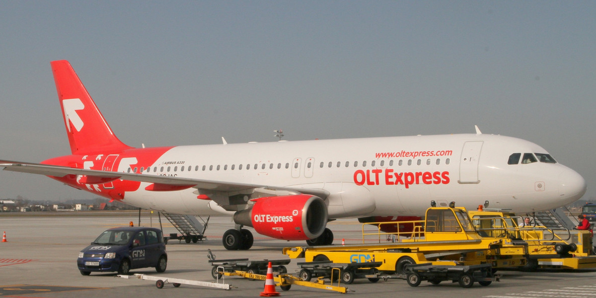 Samolot Airbus A320 linii OLT Express