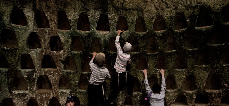 Podziemne starożytne miasto w Izraelu. Odważysz się zejść? ZDJĘCIA