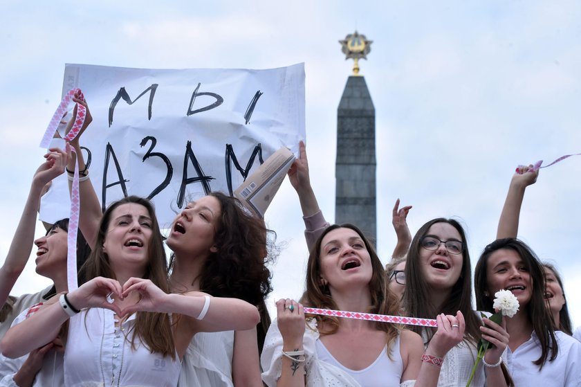 Protest białoruskich medyków. "Trzeba skończyć z biciem ludzi"