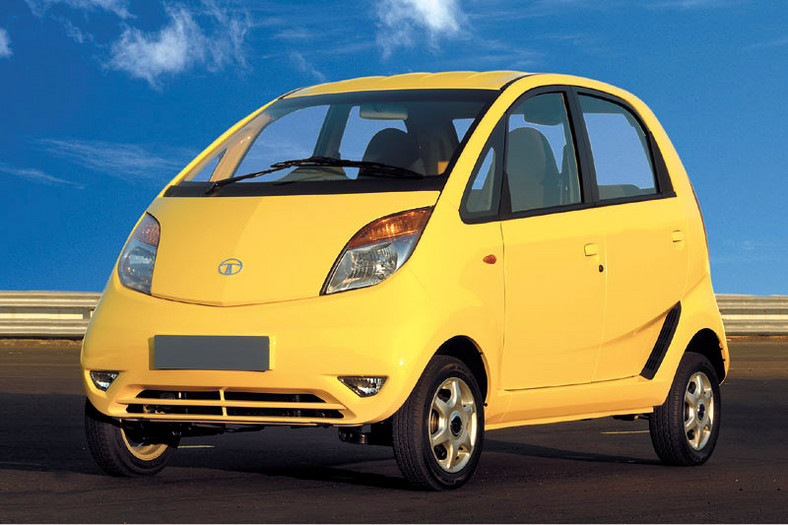 Tata Nano: przyjęto przedpłaty na kilkaset tysięcy egzemplarzy!