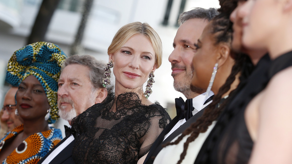 71. Festiwal Filmowy w Cannes otworzyli we wtorkowy wieczór Martin Scorsese i Cate Blanchett. Filmem otwarcia imprezy był "Everybody Knows" irańskiego reżysera Asghara Farhadiego. Po raz pierwszy od 28 lat film w języku polskim stratuje w konkursie głównym festiwalu - to "Zimna wojna" Pawlikowskiego.