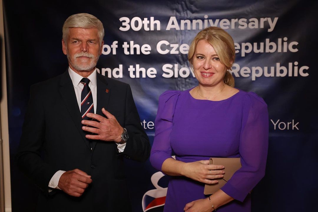 Prezidenti Zuzana Čaputová a Petr Pavel si v New Yorku pripomenuli 30 rokov samostatnosti SR a ČR.