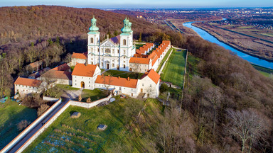 Zakonnicy myślący o śmierci