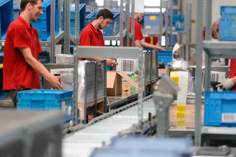 W Komornikach zatrudnionych jest około 150 osób.<br><br> fot.  (jk/mr) PAP/Jakub Kaczmarczyk