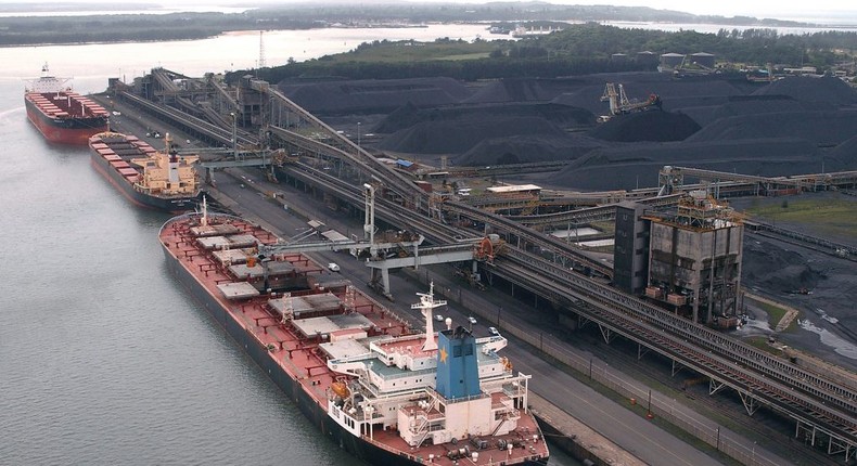 South African coal exports plunge to 1992 level due to rail disruptions