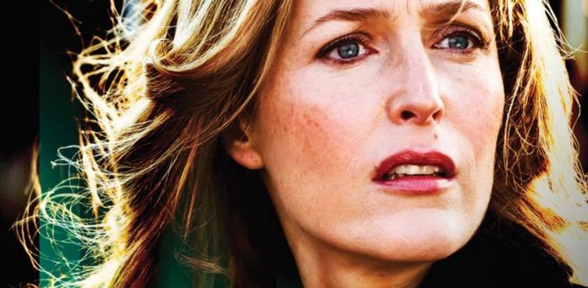"Upadek": Tajemnicza agentka Gillian Anderson