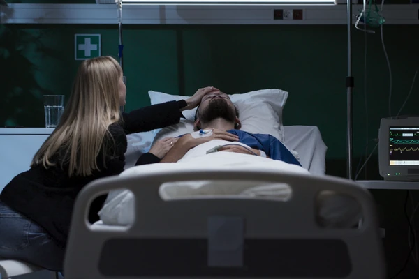 Muž mi je bio u KOMI, a ja sam mu u telefonu pronašla dokaz o GNUSNOJ PREVARI: Kad se probudio njegove prve reči su me  SLOMILE NA DELIĆE 