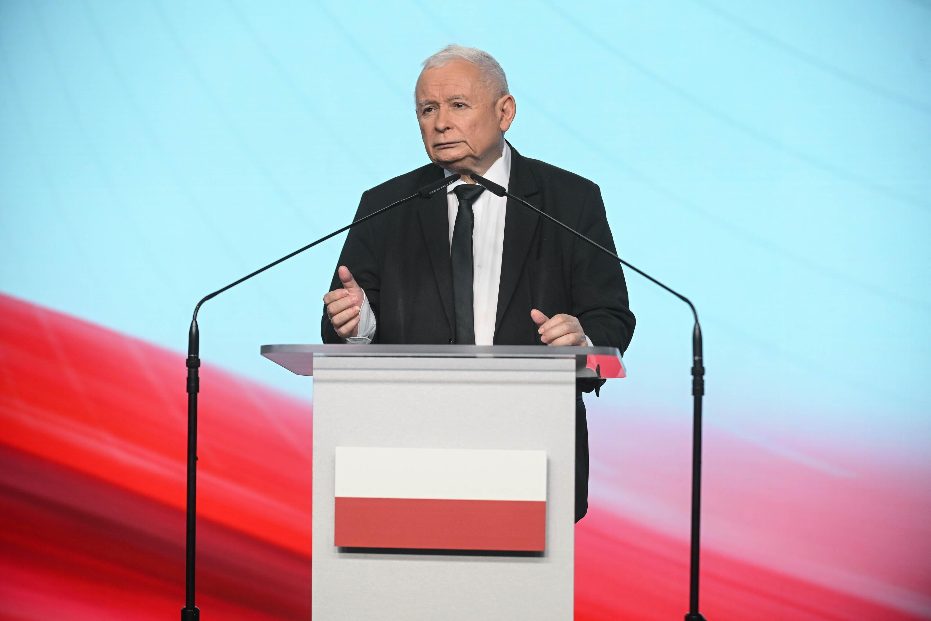 Kaczyński po rozmowie z Morawieckim: Spory w PiS muszą się skończyć