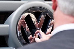 Szef Volkswagena przyłapany na gorącym uczynku. Zobacz zdjęcia