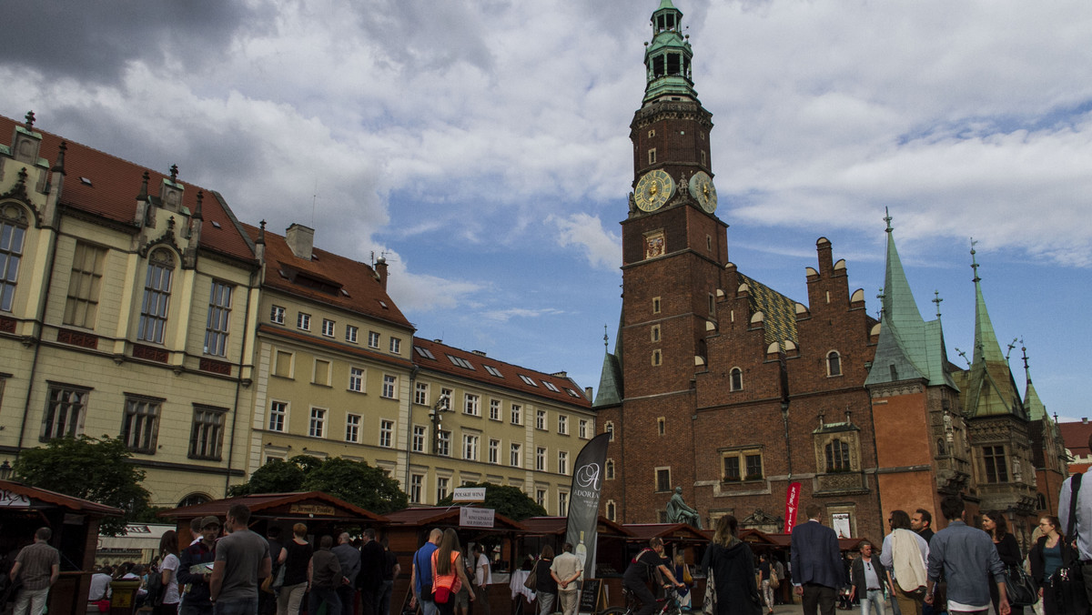 Publikacja Danuty Popinigis "Carillony i muzyka carillonowa dawnego Gdańska" zdobyła główną nagrodę w zorganizowanym w ramach XXI Wrocławskich Targów Książki Naukowej konkursie na najtrafniejszą szatę edytorską książki naukowej.