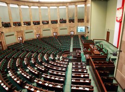 Politycy kłócą się, kto ma naprawić KRUS