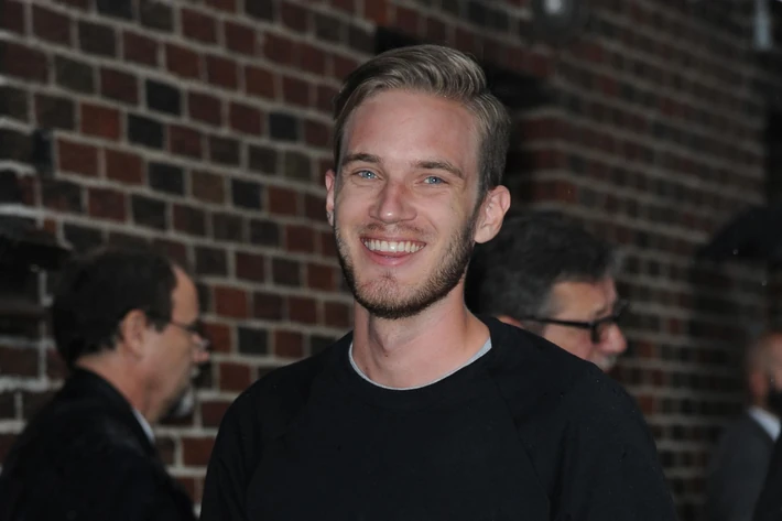 1. PewDiePie – zarobki: 12 mln dolarów