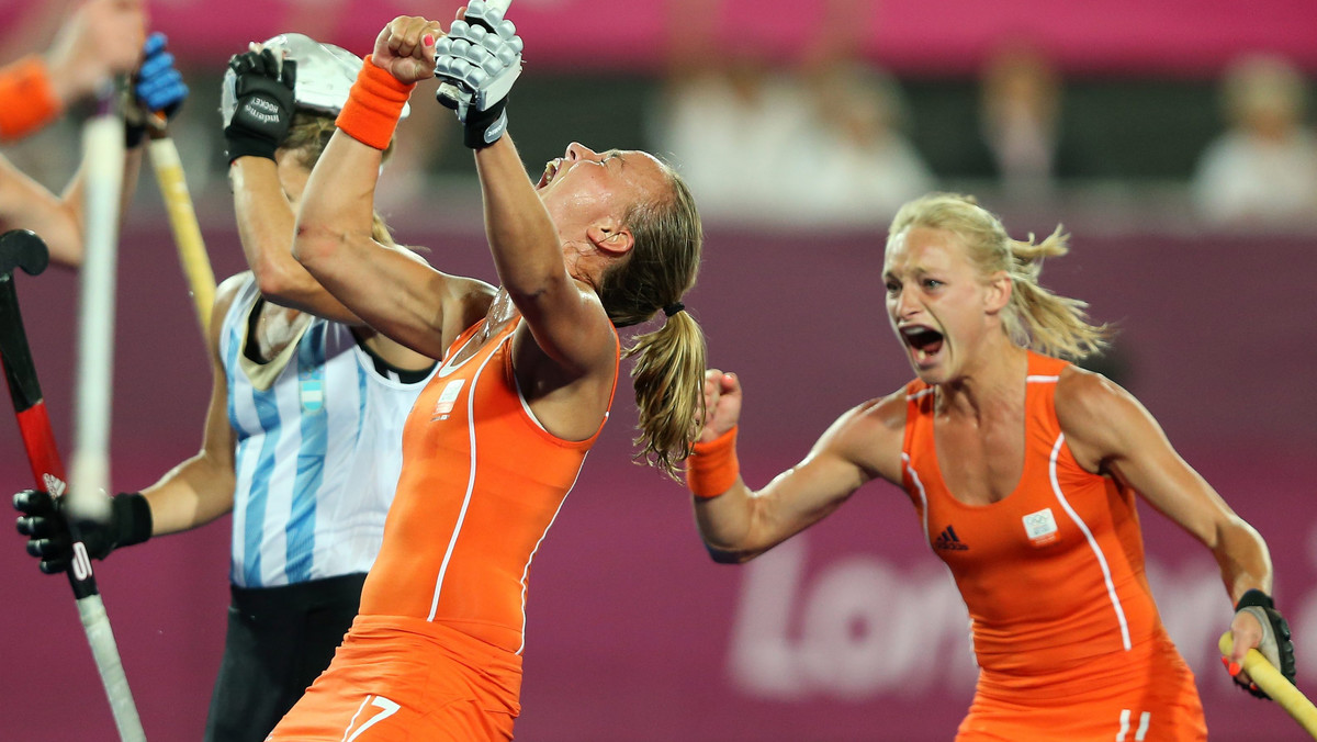 Żeńska reprezentacja Holandii zdobyła złoty medal olimpijski w turnieju hokeja na trawie. W finałowym pojedynku Holenderki pokonały Argentynę 2:0 i tym samym obroniły tytuł najlepszych laskarek wywalczony w 2008 roku w Pekinie.