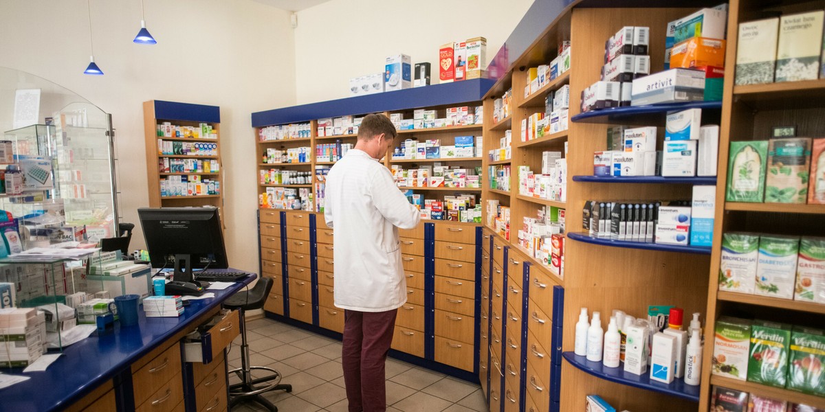 Firmy farmaceutyczne alarmują, że produkcja leków na receptę w Polsce przestaje się opłacać