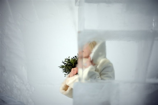 SLUB SWEDEN CHURCH WEDDING ICE