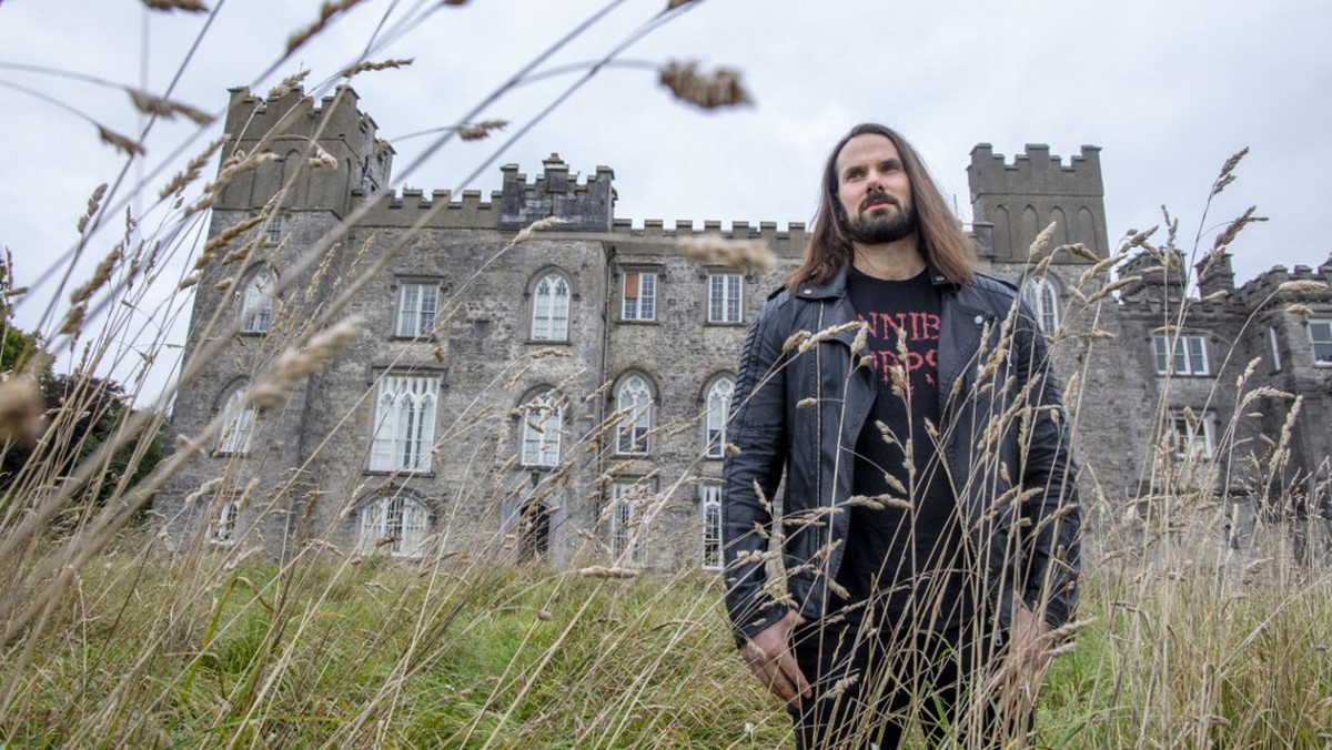 Jak arystokrata-metal Randal Plunkett oddał swój zamek w Dunsany naturze